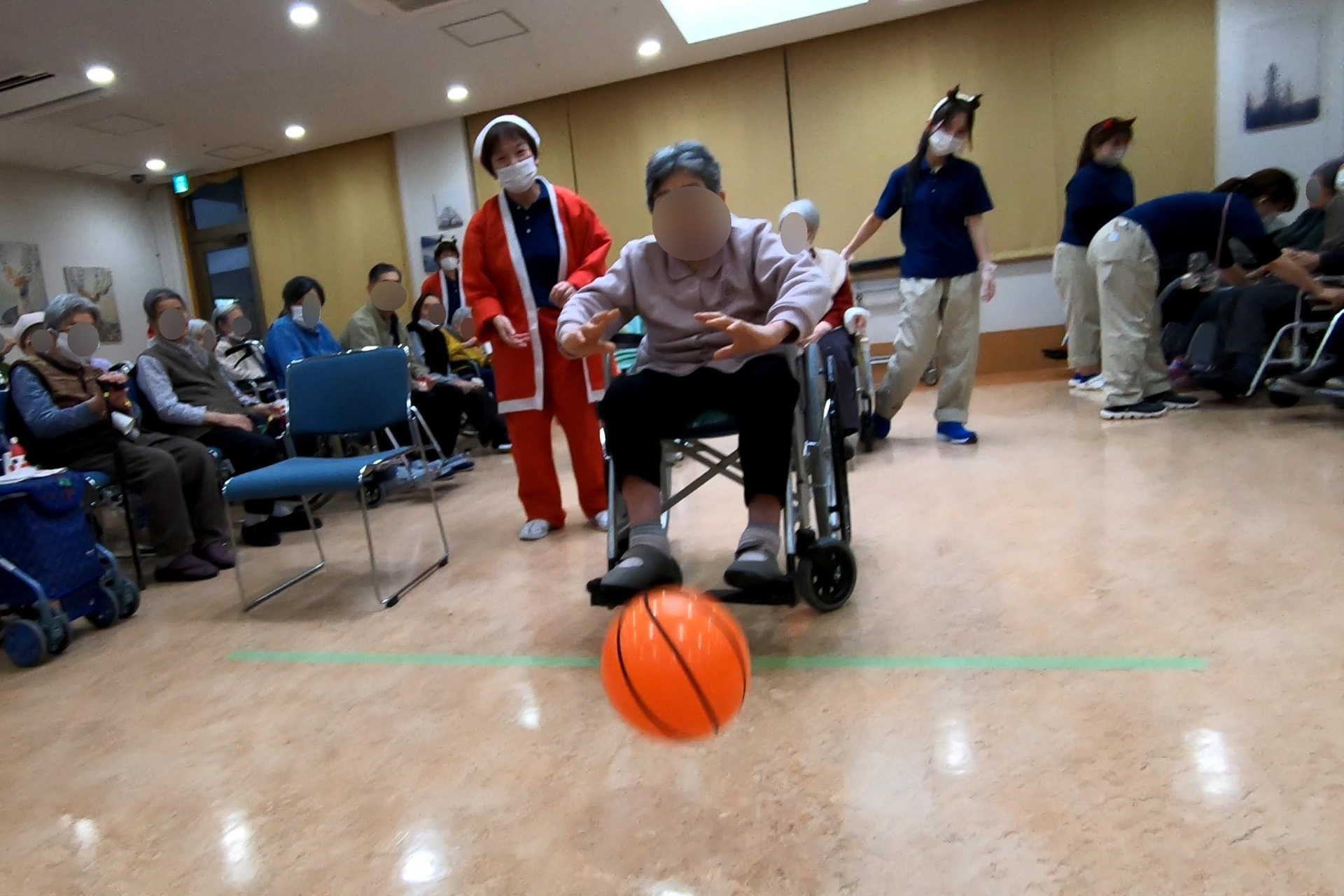 介護老人保健施設 ザ・シーズンのクリスマス会を開催しましたの画像です